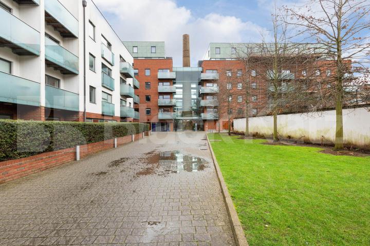 3 bed 2 bathroom property located within a secure development in Holloway Tiltman Place, Holloway